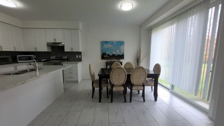 For Lease - 172 Rosanne Circle, Wasaga Beach, Ontario - Photo 4