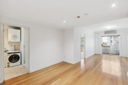 10/105 Colin Street, - Photo 2