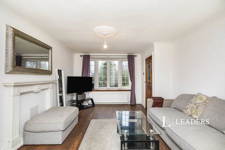 3 bedroom house to rent Southdale Road, Carlton, Nottingham, NG4 - Photo 3