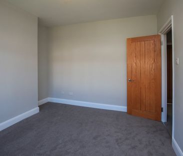 3 Bed Terraced House, Beechwood Avenue, CR7 - Photo 5