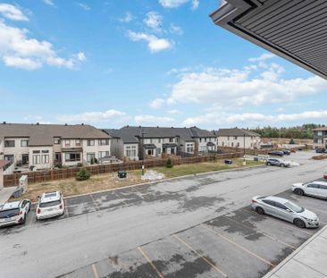 For Lease - 40D Jaguar Private, Kanata, Ontario - Photo 4