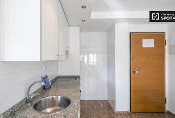 valencia, Valencian Community 46002