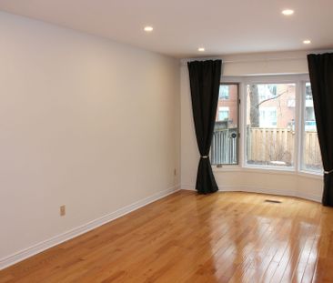 For Lease - 2033 Lumberman Lane, Oakville, Ontario - Photo 3