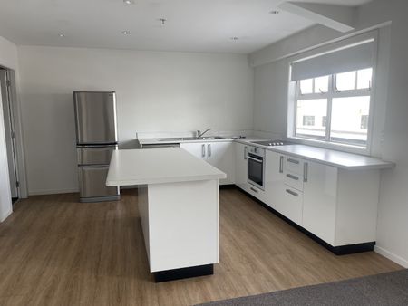 Modern Apartment of Jackson Street - Photo 5