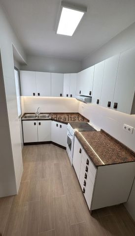 Alquiler de piso en Calle Jorge Juan - Photo 2