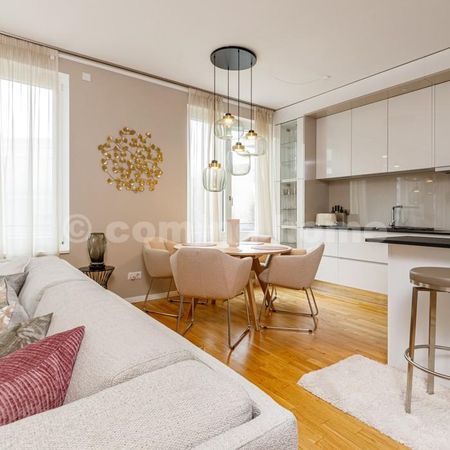 Mit Balkon & Tiefgarage - Foto 2