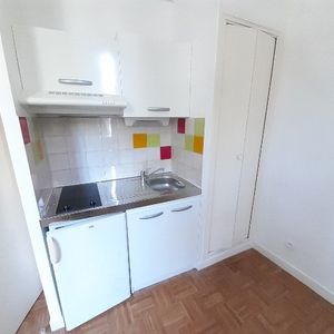 TOULOUSE / Location Appartement 1 Pièce 17 m² - Photo 2