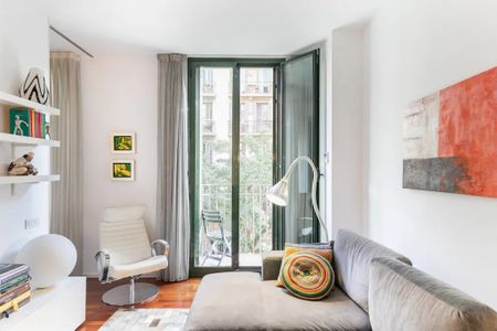 Carrer de Sardenya, Barcelona, Catalonia 08013 - Photo 2