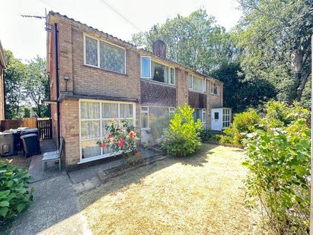 1 bedroom ground floor maisonette to rent - Photo 5