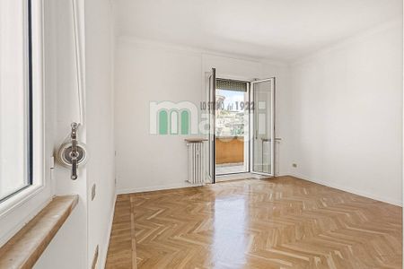 Via Lovanio, Milano, Lombardy 20121 - Photo 3