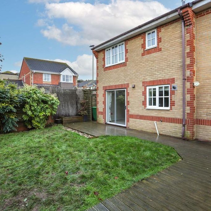 4 bedroom detached house to rent - Photo 1