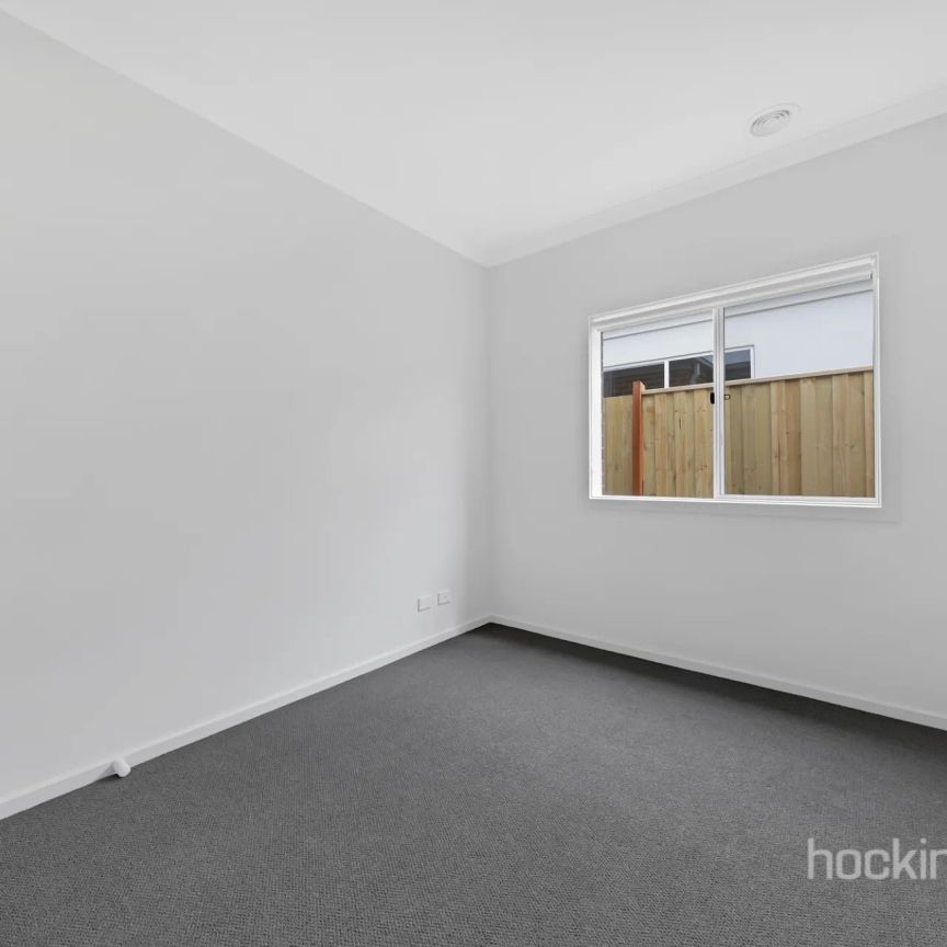 BRAND NEW LUXURIOUS FAMILY HOME - Photo 1