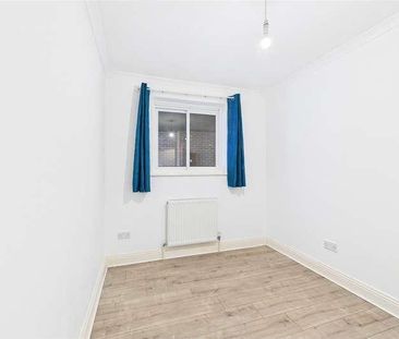 Feltham Hill Road, Ashford, Surrey, TW15 - Photo 1