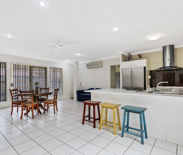 Family Home In Sippy Downs - Photo 6