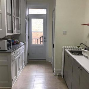 6 1/2 - Montréal (Côte-des-Neiges) - 3 000 $/mois - Photo 2