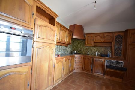 Location Maison 4 pièces 96m² AUBENAS 07200 - Photo 5