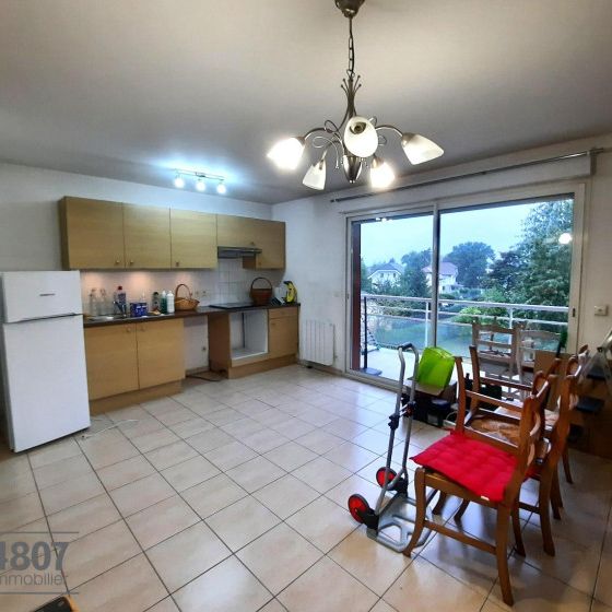 Appartement T2 à louer à Cluses - Photo 1