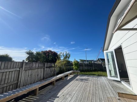 3 Bedroom Plus in Papamoa - Photo 2