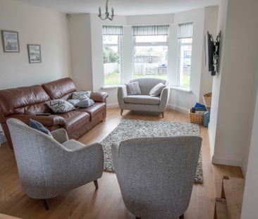 154 Causeway Street (Student Let), Portrush, BT56 8JE - Photo 2