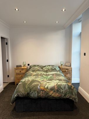 1 Bed Flat, Wellington Street, LS1 - Photo 1