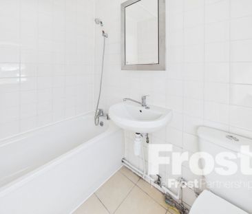 Elliman Avenue, Slough, Berkshire,SL2 - Photo 3