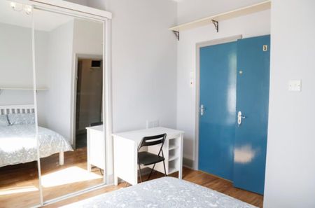 Room for rent, Royal Canal Terrace (Dublin City, Ireland) - Photo 4