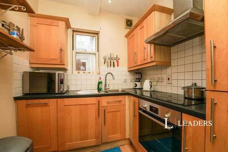 Winchcombe Street, Cheltenham, Gloucestershire, GL52 - Photo 5