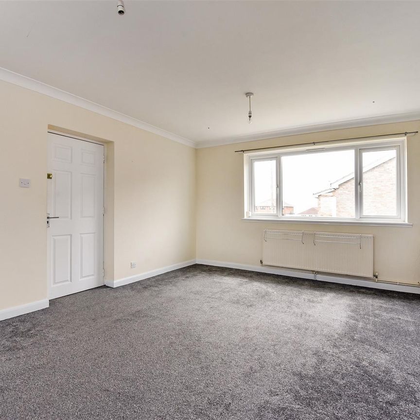 Flat For Rent Winsor Close, Hayling Island - Photo 1