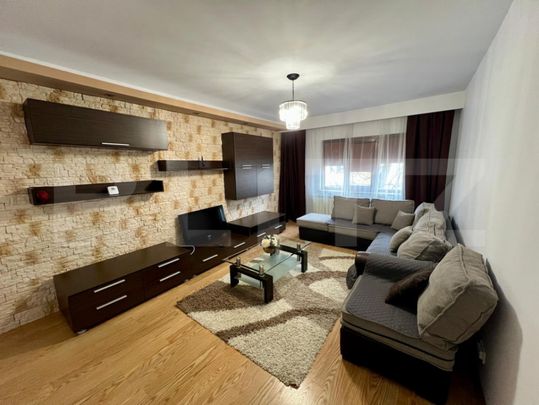 Apartament 3 camere decomandate, 65 mp, modernizat, zona-Cra - Fotografie 1