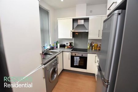 Apt 8, 108 Eglantine Avenue, Belfast, BT9 6EU - Photo 3