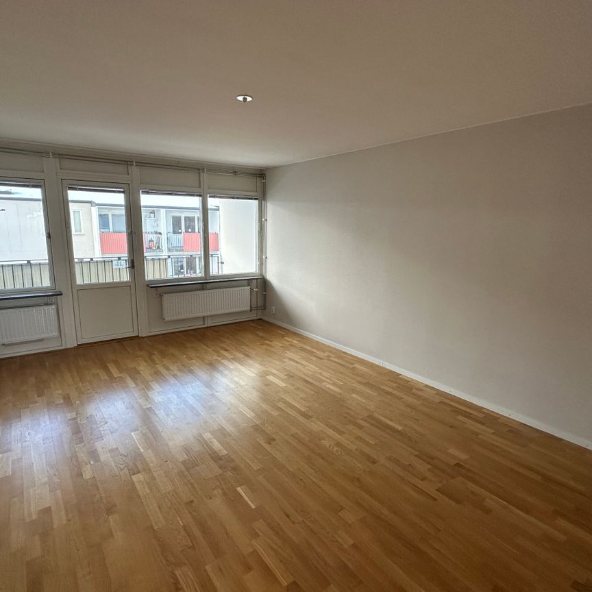 Kungsfågelgatan 42 -3rok (lgh 1178) - Photo 1