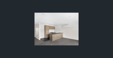 Four Bedroom Townhouse - Photo 3