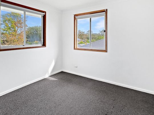 QUIET POSITION IN THE HEART OF BERKELEY VALE! - Photo 1