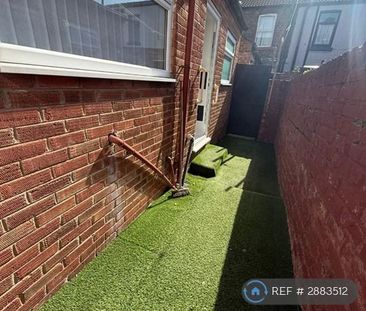 2 bedroom terraced house to rent - Photo 6
