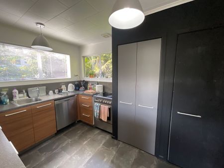 TIDY AND INVITING THREE BEDROOM HOME - Photo 2