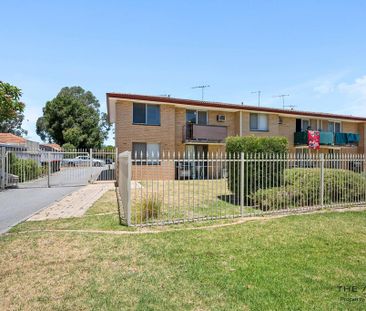 Prime location 2 bedroom - Photo 5