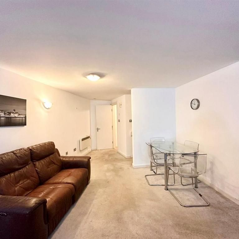 2 bedroom apartment to rent - Photo 1