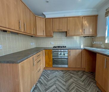 3 bedroom terraced house to rent - Photo 6