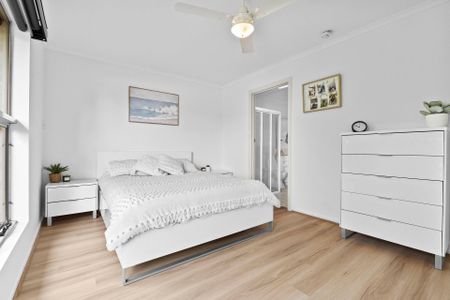 Fabulous Location - Neat As a Pin - Photo 3