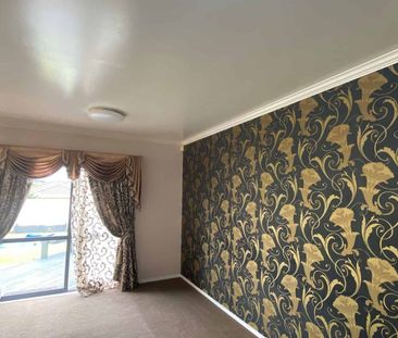 Spacious house with 4 bedrooms and 2 bathrooms - Photo 2