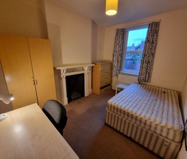 4 Bed Student Accommodation - Photo 6