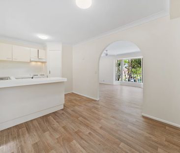 Welcome Home: Where Comfort Meets Outdoor Bliss! - Photo 6