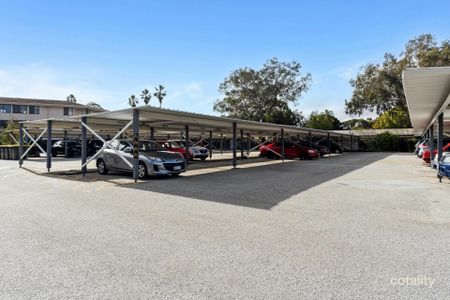 Modern, low-maintenance living in the heart of Wembley - Photo 4