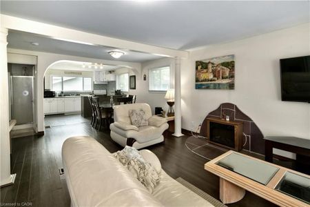 For Lease - 42 5th Lane, Wasaga Beach, Ontario - Photo 4