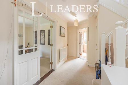 5 bedroom house to rent - Photo 2