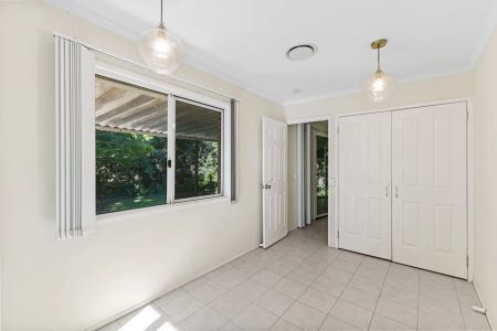 Perfectly located 3 bedroom home - Photo 4