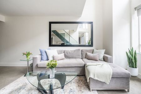 For Lease - 80 Cumberland Street Unit# 1103, Toronto, Ontario - Photo 4