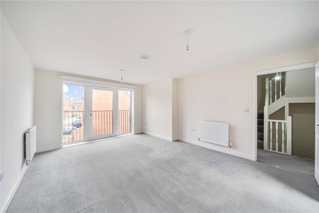 3 bedroom townhouse to rent All Saints Road, Leicester, Leicestershire, LE3 - Photo 2