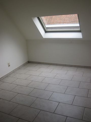 Bijzonder ruim appartement in hartje Kruishoutem. - Photo 5