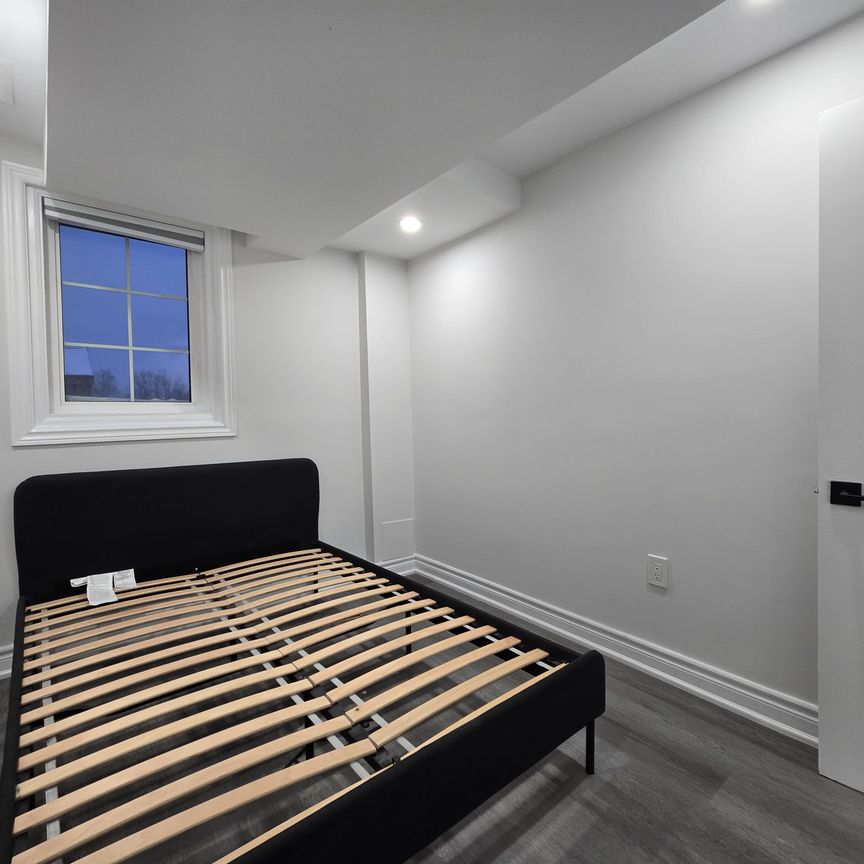 For Lease - 3265 Turnstone Boulevard Unit# Lower/Bsmt, Pickering, Ontario - Photo 1